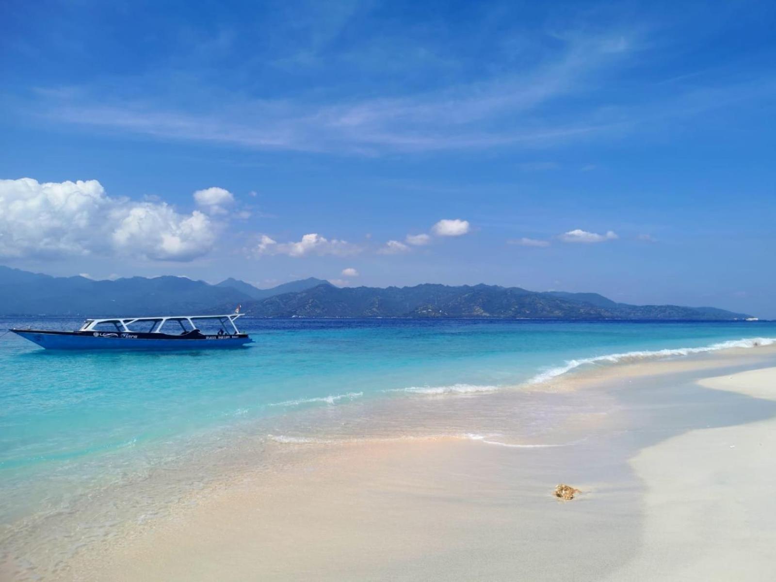 Exotic House Villa Gili Meno Exterior photo